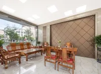 Taihe Yueshangke Hotel فنادق في تاي خه