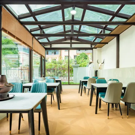 Lixian Snowy Velvet Villa Homestay (Danzha Mugou Branch)
