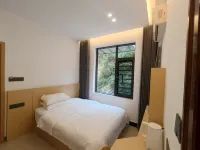 Shaoshan Jianfeng Xiaozhu Hotel (Former Residence Scenic Area) Hotels in Shaoshan