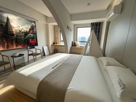 Wuhan Mu Ding Art Homestay (Ji Yuqiao Subway Station · Wuchang Jiangtan Branch