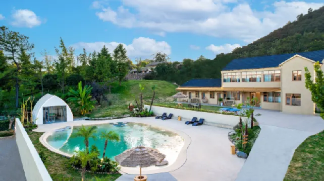 Anji Mud Garden Homestay (Zhongnan Baicaoyuan Branch)