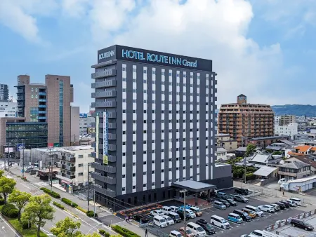HOTEL ROUTE-INN Grand WAKAYAMAEKI HIGASHI GUCHI Отели рядом со станцией JR Kimiidera Station