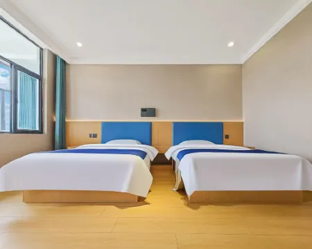 City Express Hotel Hotels in Coqen
