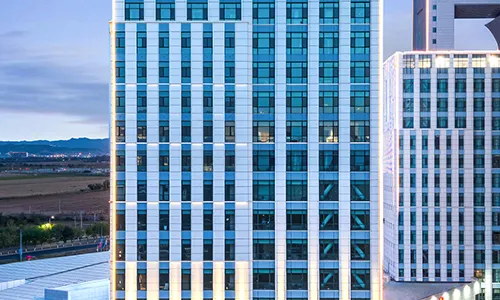 Urumqi Comprehensive Insurance Hotel (Urumqi Comprehensive Free Trade Zone Store)