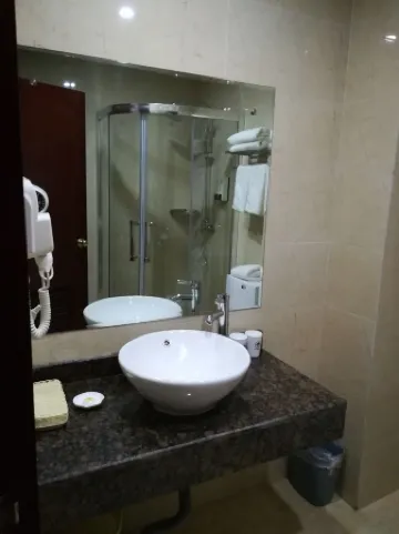 Pingjiang Green Beauty Hotel