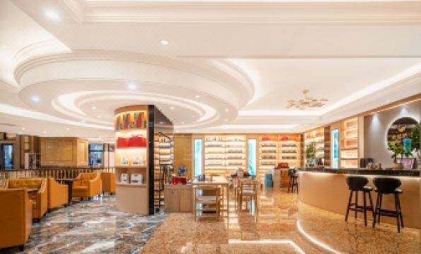 Peace Century Hotel (Peace Avenue Branch)