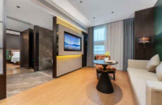 卓邦美居飯店（深圳西麗地鐵站店）