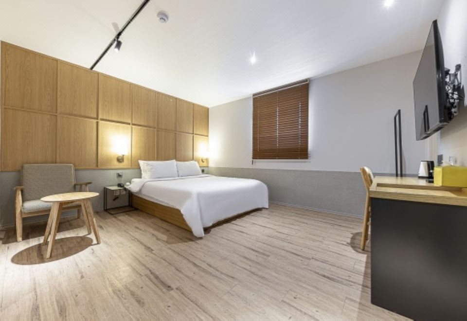 호텔 세븐브릭스의 모던한 객실