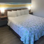 HomeTowne Studios by Red Roof Buffalo - Niagara Airport Hotels in Marilla