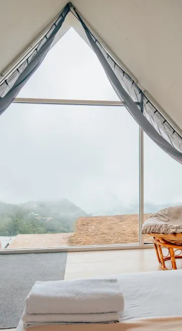 บ้านตะวัน