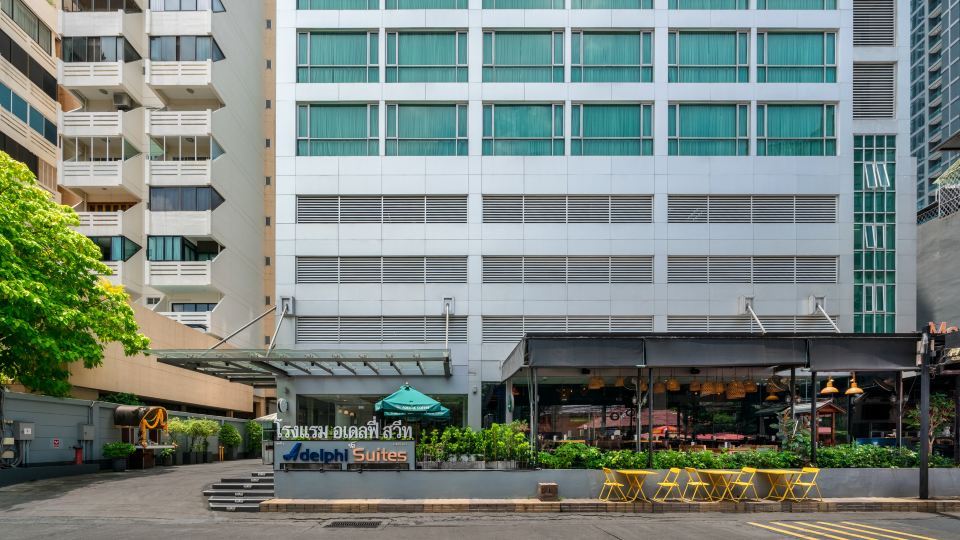 Adelphi Suites Bangkok