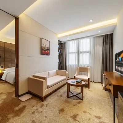 Yi Bao·Guan Zhi Hotel (Jiaozuo High-Speed Rail Station Branch) Hotels near Henan University of Technology (North Campus)