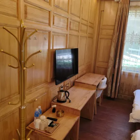 Deqin Feilai Temple Jinchenyuan Homestay
