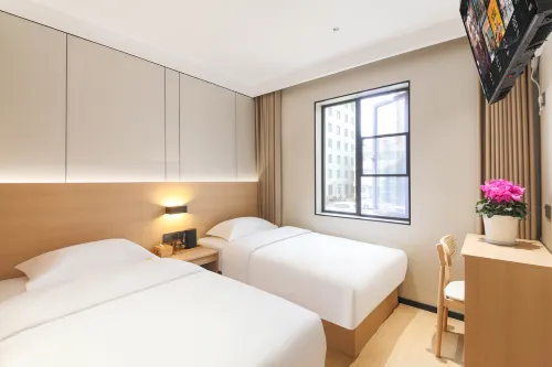 Xiangyang Qile Hotel