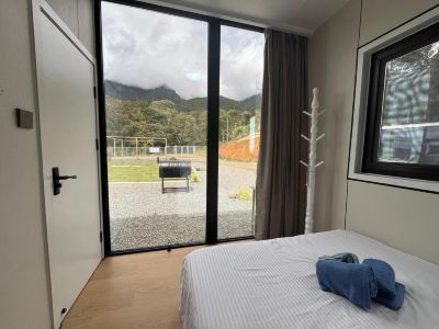 Grace Mt. Kinabalu Pods