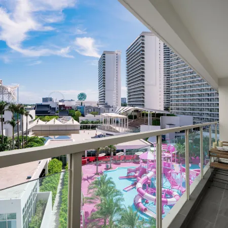 Ithaka Silver Beach x Changxiangsi Seaview Family Hotel
