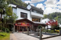 Rehai Hot Spring Resort · Meinvchi - Spa