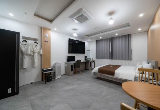 괴산 호텔 더 킹