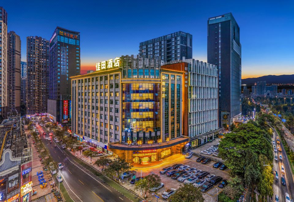 hotel overview picture