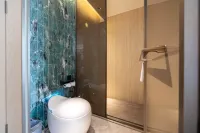 Heyi Zige Hotel (Huai'an Enlai Memorial Hall Hexia Ancient Town Scenic Area Branch)