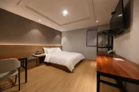 Hotel Cloe - 2-Star