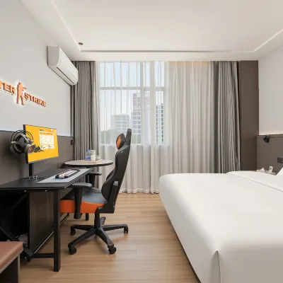 Yuyue Esports Hotel (Guangzhou Baiyun Jianggao) Hotels near Jianggao Railway Station