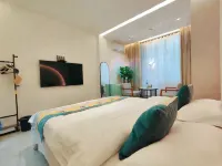  Peak Seven Retreat - Kitchens