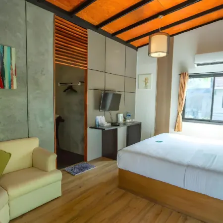 Panwana Resort Отели рядом с достопримечательностью «Мае Рампхуенг Бич»