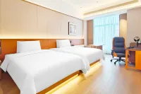 Jingfang E-sports Hotel (Luoding Huanshi East Road Branch)