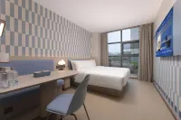 HanTing Hotel (Ma'anshan Downtown Area Yanghu Subway Station)