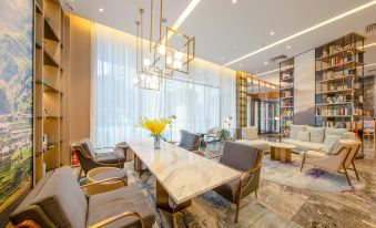 Atour Hotel (Qingyuan Shunying Guangbai)