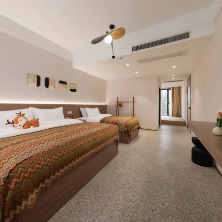 Floral Hotel · Bengbu Sanzhi Xiaolu Hotel