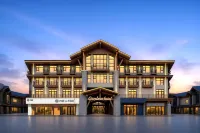 Floral Hotel · Shanyue Qiqiu Hotel - palestra