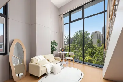 Such as Yuanmo Crystal Hotel Apartment (New International Expo Center Yanggao South Road Store) Ξενοδοχεία στην πόλη 
