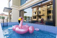 Four Seasons Art Homestay · FourSeasons (Zhujiajian Wugongzhi Pier Guanyin Faji)