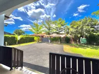Tepak Nusuk Private Pool Homestay 5 Bedrooms 4 Bathrooms Отели в г. 
