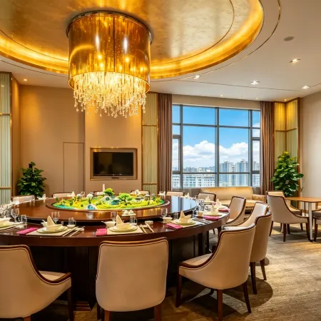 Yancheng Baolong Yiyue Select Hotel