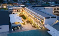 Evening Breeze Boarding House (Nalati Scenic Area Branch) - 바