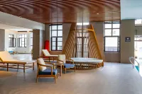 Yuquan International Hotel - ที่มีสระว่ายน้ำ