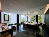 Dongyue Heavenly Lake Cliff Star Cabin Resort - 2 stjerner