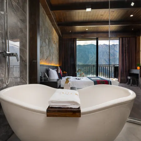 TIME Restaurant & Homestay Sa Pa