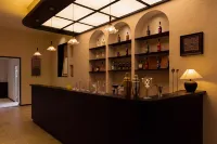 Boye BOYE Designer Resort Scenic Homestay (Shangri-La) - bar
