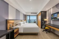 Huanyu Hotel (Suzhou Science and Technology City Longzhimeng Conference Center) - con vista montagne