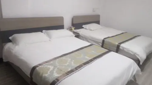 Guangdong Guangning Beida Inn -  Privatzimmer