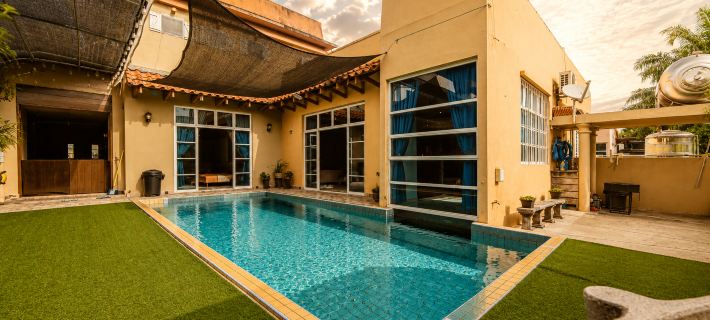 Batu Pahat Santalia Villa 4BR 12pax Private Pool Hotel di Batu Pahat