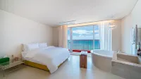 Apex Hotel - バー