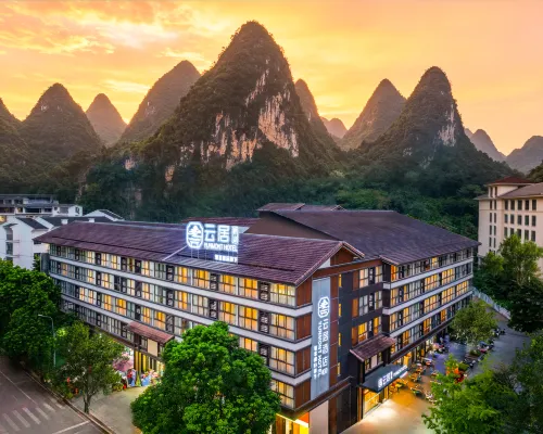 Banshan Yunju (West Street‑Shili Gallery Branch, Yangshuo, Guilin) - Condos
