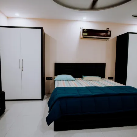 Luxury 3BHK NearAirport and Railway Ashoka Home