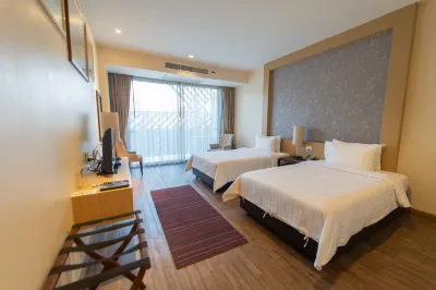 Rimkhobfa Urban Resort Các khách sạn gần Wat Thong Kong