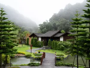 蒙查温泉旅館